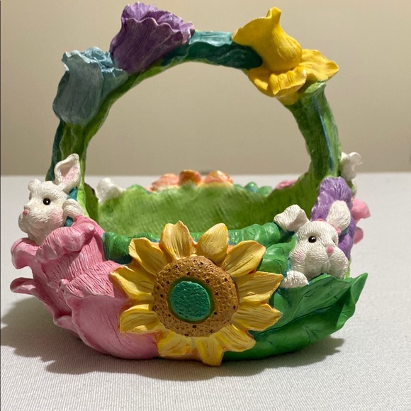 Vintage Resin Ceramic Easter Bunny Baskets Colorful Flowers Sunflowers - Picture 2 of 9